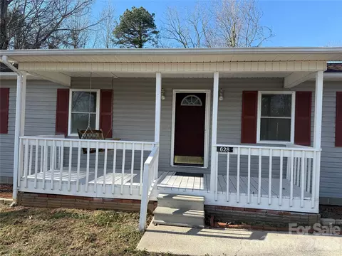 Exterior - 628 Hidden View Loop, Marion, NC 28752 photo 6 of 12