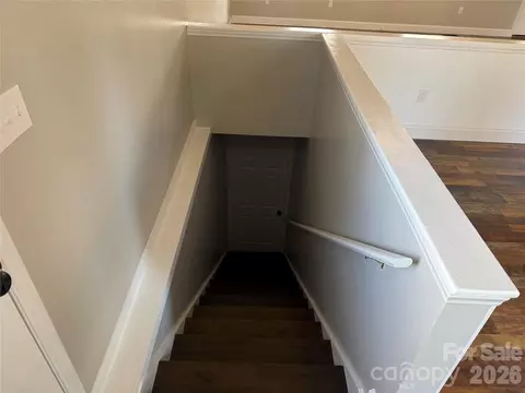 Entry Way - 628 Hidden View Loop, Marion, NC 28752 photo 2 of 2