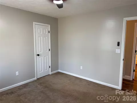 Bedroom - 628 Hidden View Loop, Marion, NC 28752 photo 2 of 6