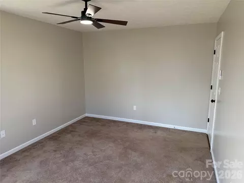 Bedroom - 628 Hidden View Loop, Marion, NC 28752 photo 4 of 6