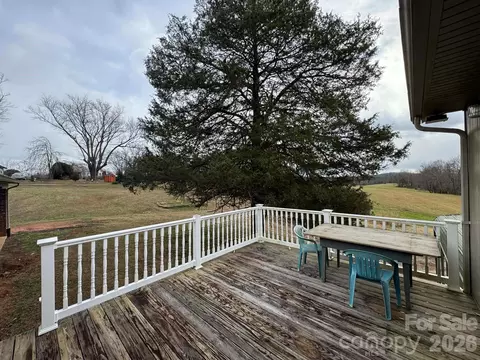 Exterior - 12544 Traphill Rd, Traphill, NC 28685 photo 7 of 8