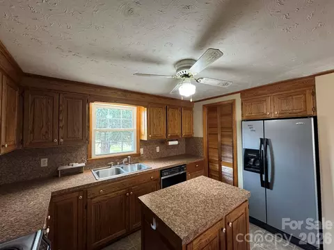Kitchen - 12544 Traphill Rd, Traphill, NC 28685 photo 2 of 3