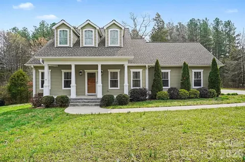 9511 Foil Rd, Mount Pleasant, NC 28124