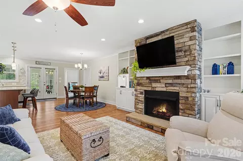 Living - 9511 Foil Rd, Mount Pleasant, NC 28124 photo 2 of 2