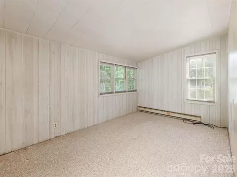 Bedroom - 34 Lockhart Rd, Tryon, NC 28782 photo 1 of 5