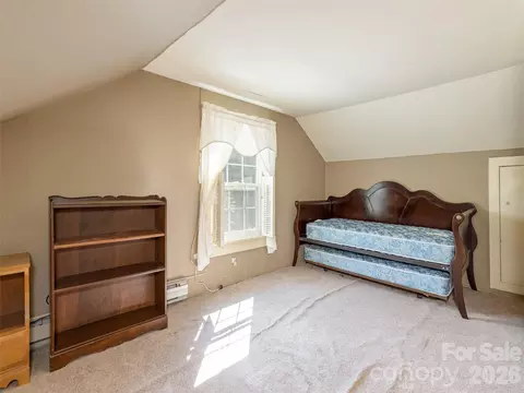 Bedroom - 34 Lockhart Rd, Tryon, NC 28782 photo 4 of 5
