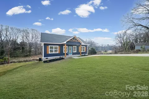 412 S Hill St, Gastonia, NC 28052