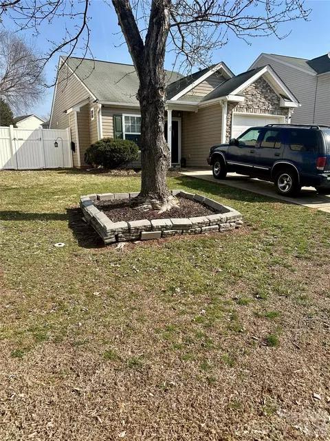 3065 Teton Dr, Gastonia, NC 28054