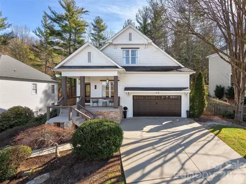 35 White Ash Dr, Asheville, NC 28803