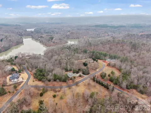 View/Area - 631 Mountain Pkwy, Mill Spring, NC 28756 photo 5 of 10