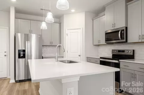 3750 County Down Ave, Kannapolis, NC 28081 photo 7