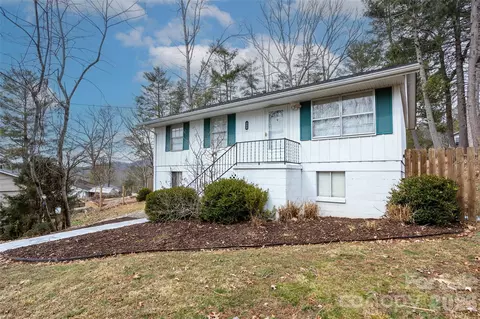 308 Melody Cir, Swannanoa, NC 28778