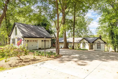 132 Malibu Rd, Mooresville, NC 28117