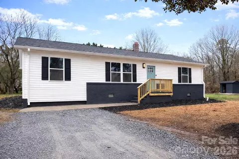112 Harmony Trl, Gastonia, NC 28056