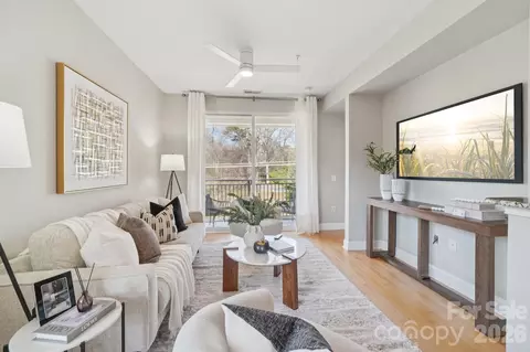 1308 Kenilworth 432 Ave #432, Charlotte, NC 28203