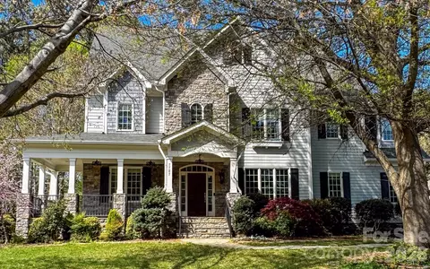 7787 Chapel Creek Dr, Denver, NC 28037