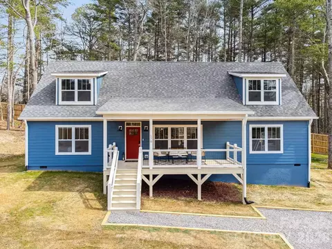 170 Cascade Ridge Rd, Fairview, NC 28730
