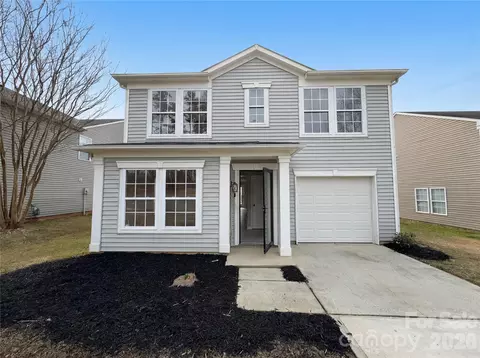 1911 Almond Hills Dr, Charlotte, NC 28262