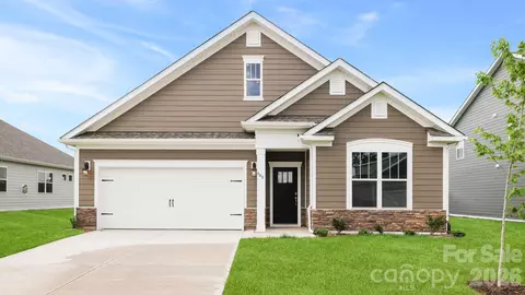 648 River Bottom Rd, Fletcher, NC 28732