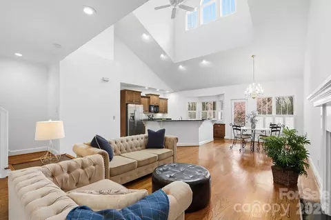 1173 Bunch Dr, Statesville, NC 28677