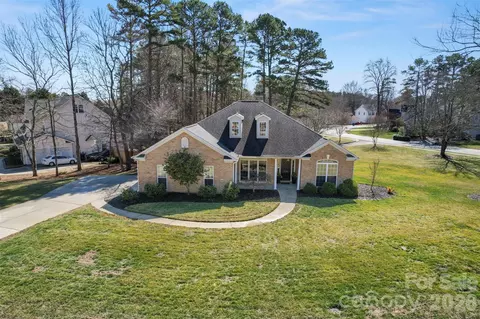 7526 Sedgebrook E Dr E, Stanley, NC 28164