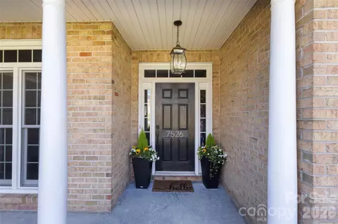 Exterior - 7526 Sedgebrook E Dr E, Stanley, NC 28164 photo 2 of 4