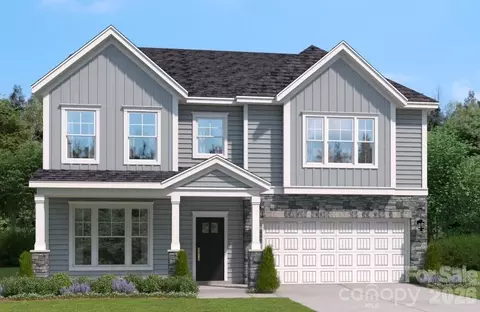 4137 Vista Pine Dr, Charlotte, NC 28215