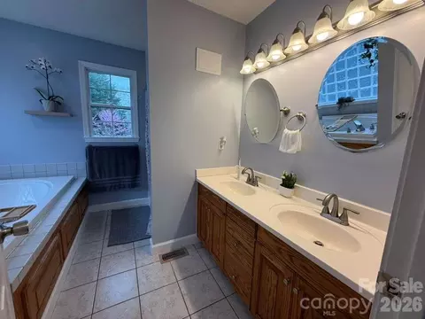 Bath - 1882 George Brown Rd, Crouse, NC 28033 photo 3 of 5