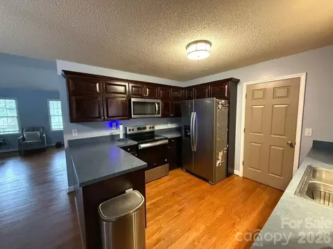 Kitchen - 1882 George Brown Rd, Crouse, NC 28033 photo 1 of 2