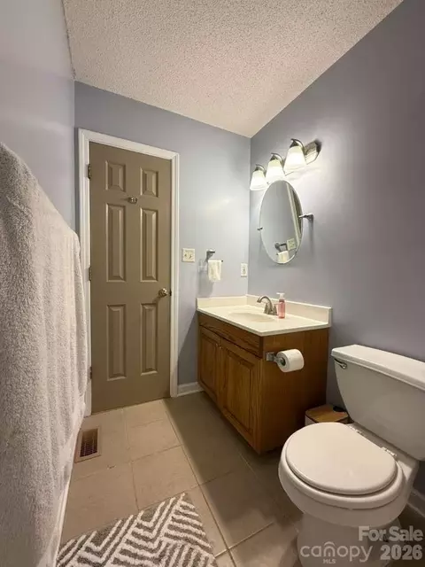 Bath - 1882 George Brown Rd, Crouse, NC 28033 photo 2 of 5
