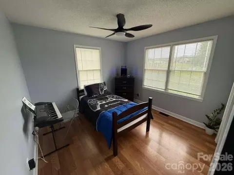 Bedroom - 1882 George Brown Rd, Crouse, NC 28033 photo 4 of 7