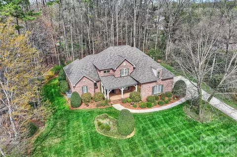 4017 Deer Track Ct, Mint Hill, NC 28227