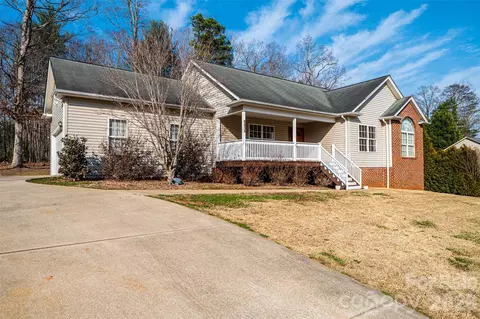 8839 Shepherd Ct, Connelly Springs, NC 28612