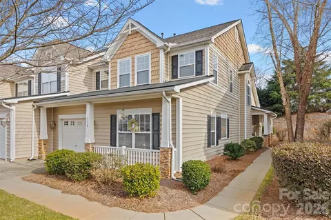 332 Rose Garden Ct, Rock Hill, SC 29732
