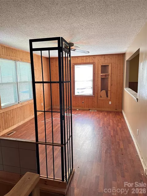Living - 621 E 11th St, Newton, NC 28658 photo 1 of 3