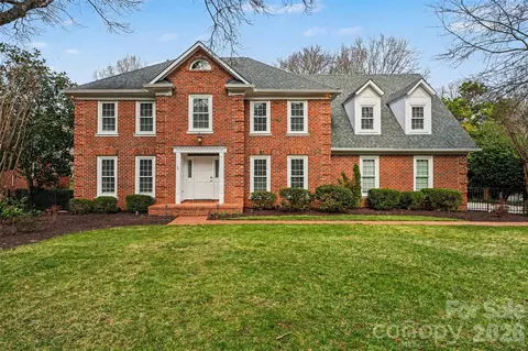 5606 Hillingdon Rd, Charlotte, NC 28226