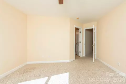 Bedroom - 75 Noble Rd, Fairview, NC 28730 photo 3 of 7