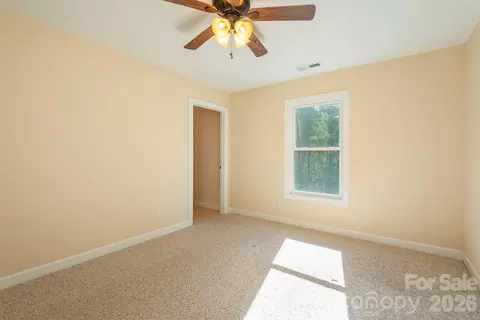 Bedroom - 75 Noble Rd, Fairview, NC 28730 photo 4 of 7
