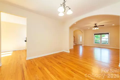 Living - 75 Noble Rd, Fairview, NC 28730 photo 4 of 8