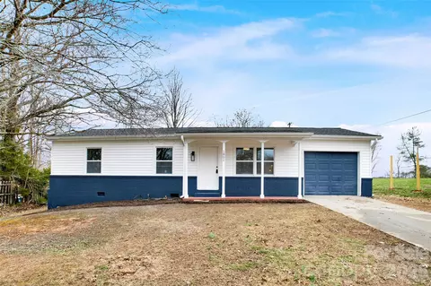 1801 Highland Ave, Morganton, NC 28655