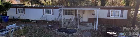 108 E Charleston Ave, Swannanoa, NC 28778