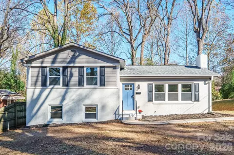4035 Sheffield Dr, Charlotte, NC 28205