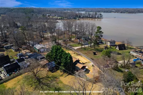 335 Yachtsman Dr, Salisbury, NC 28146