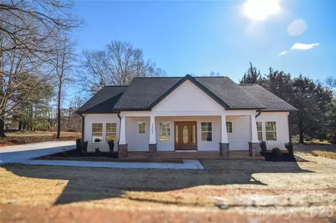 2362 21st Ne Ave NE, Hickory, NC 28601