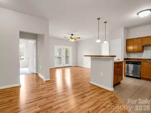 181 Brickton Village 105 Cir #105, Fletcher, NC 28732
