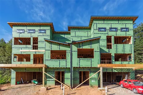 613 Storybook Villas Trl, Asheville, NC 28804