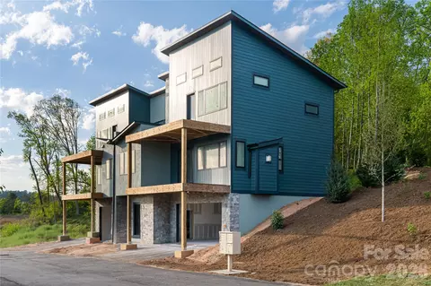 613 Storybook Villas Trl, Asheville, NC 28804
