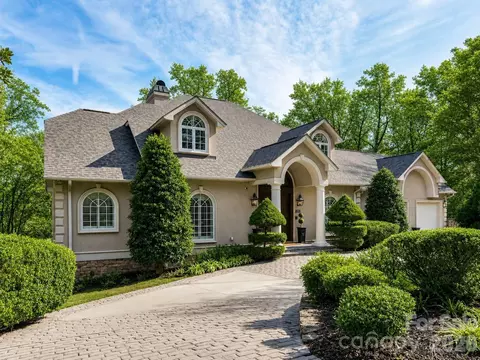1779 8th Street Nw Dr NW, Hickory, NC 28601