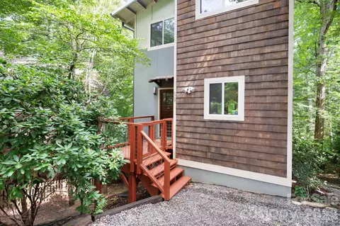 59 Morningside Dr, Asheville, NC 28806