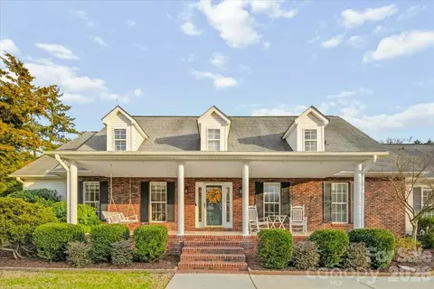 Exterior - 16601 Jefferson Pl, Fort Mill, SC 29708 photo 4 of 9